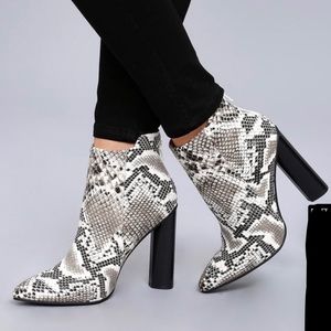 Booties (shoes)